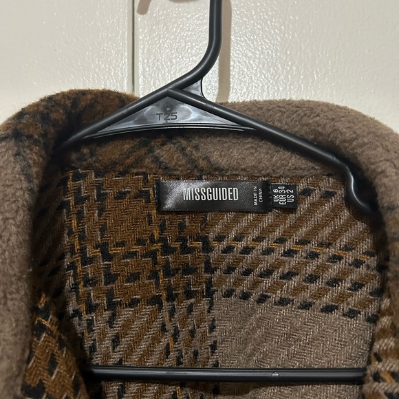 Missguided plaid coat - Picture 3 of 4